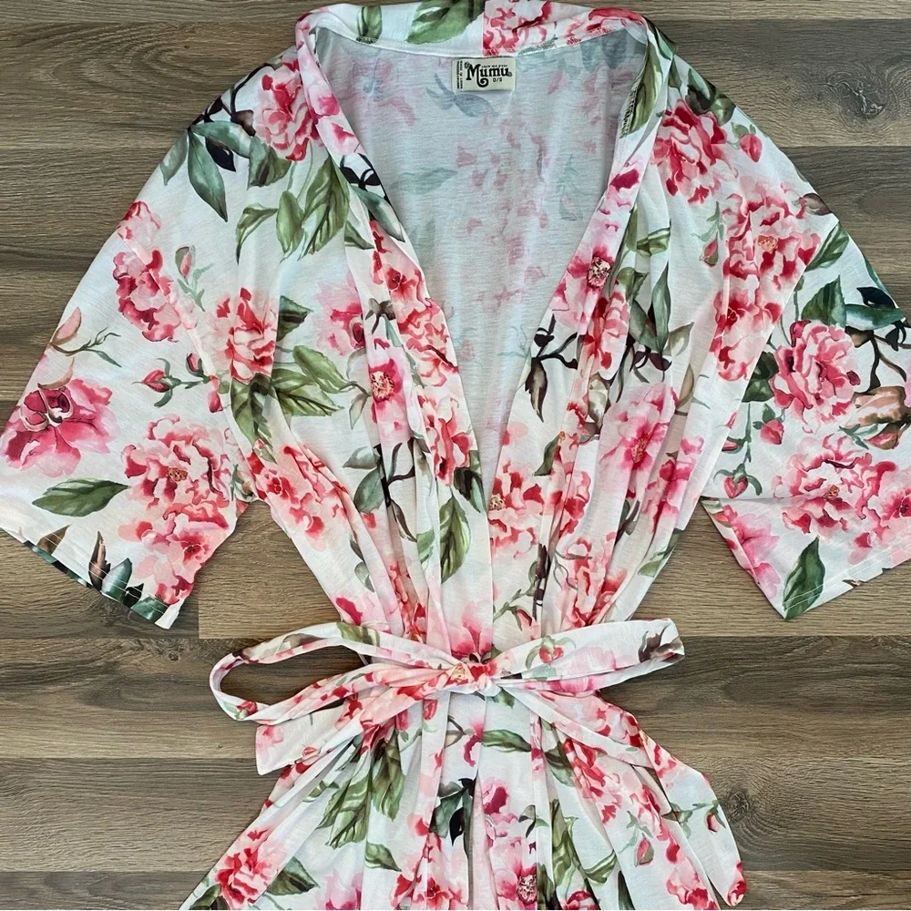 Show Me Your Mumu Pink Floral Short Sleeve Robe - Picture 5 of 7